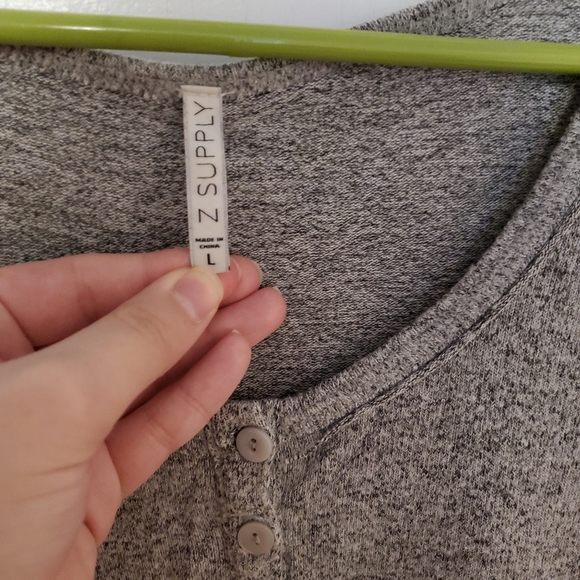 Plain grey sweater dress - Picture 2 of 3